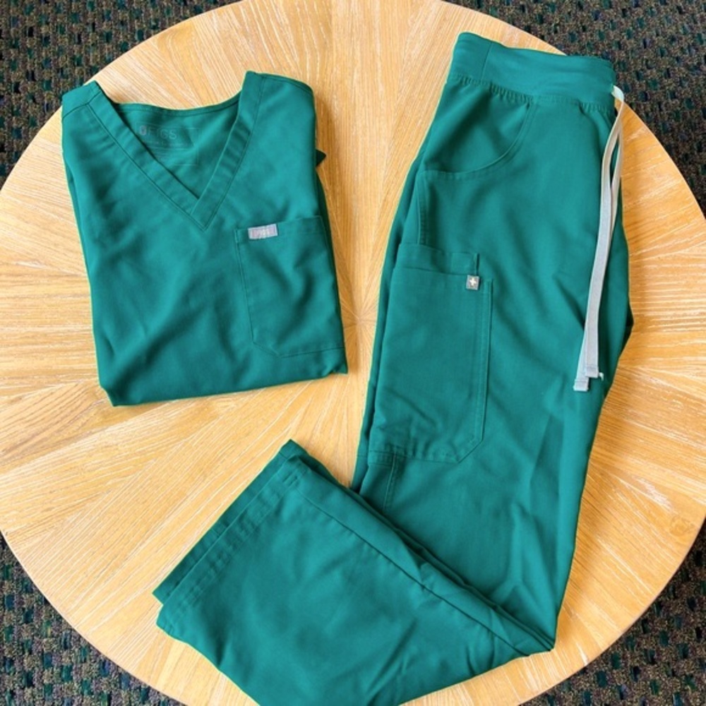 FIGS Xsmall shirt and pant